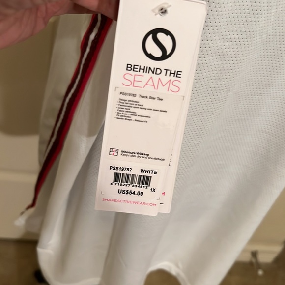 Shape activewear plus size track star top - Picture 4 of 5